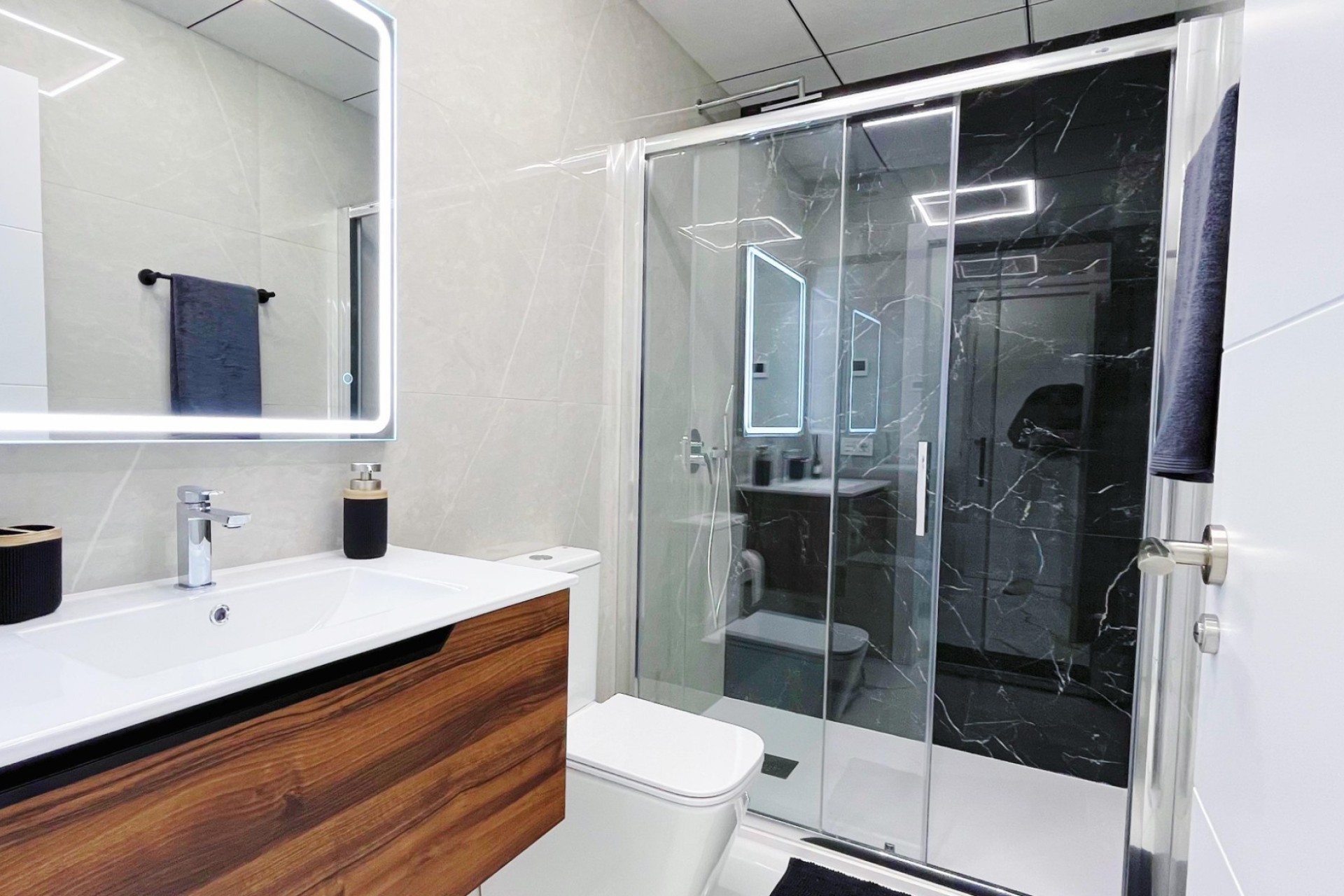 Resale - Apartment - Torrevieja - Playa del Cura