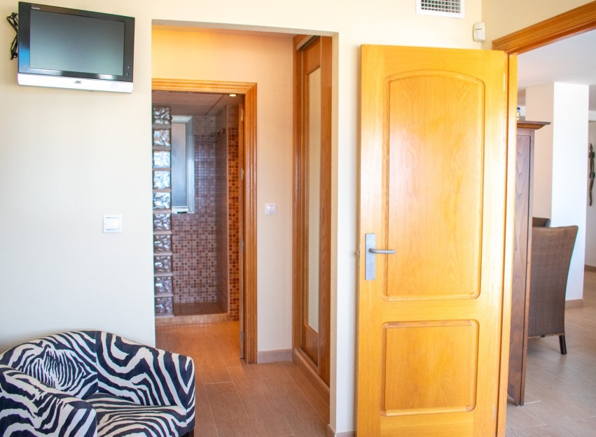 Resale - Apartment - Torrevieja - Playa Los Locos