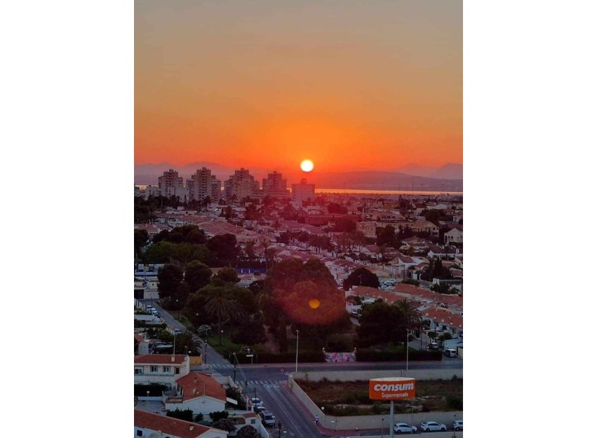 Resale - Apartment - Torrevieja - Playa Los Locos
