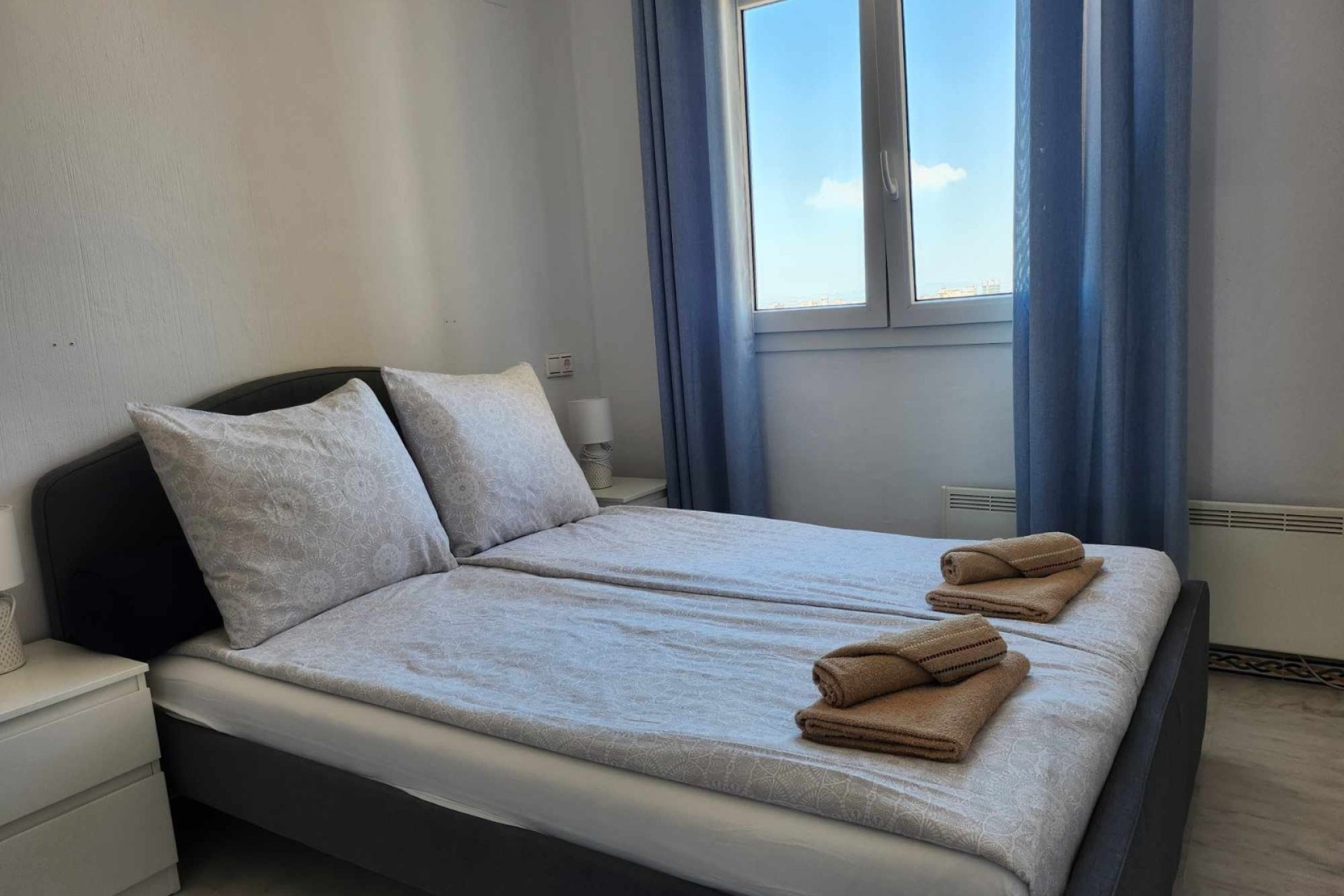 Resale - Apartment - Torrevieja - Playa Los Locos
