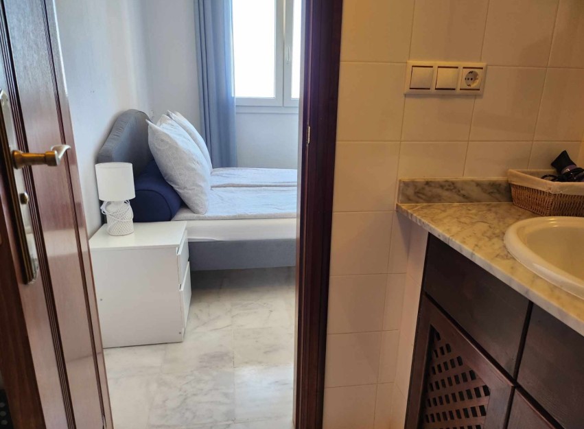 Resale - Apartment - Torrevieja - Playa Los Locos