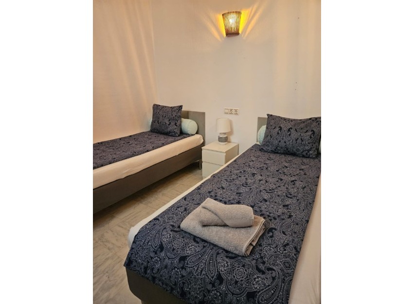 Resale - Apartment - Torrevieja - Playa Los Locos