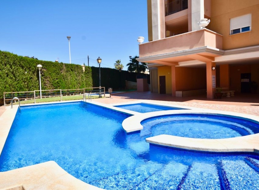 Resale - Apartment - Torrevieja - Playa Los Locos