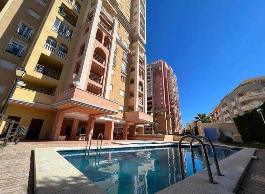 Resale - Apartment - Torrevieja - Playa Los Locos