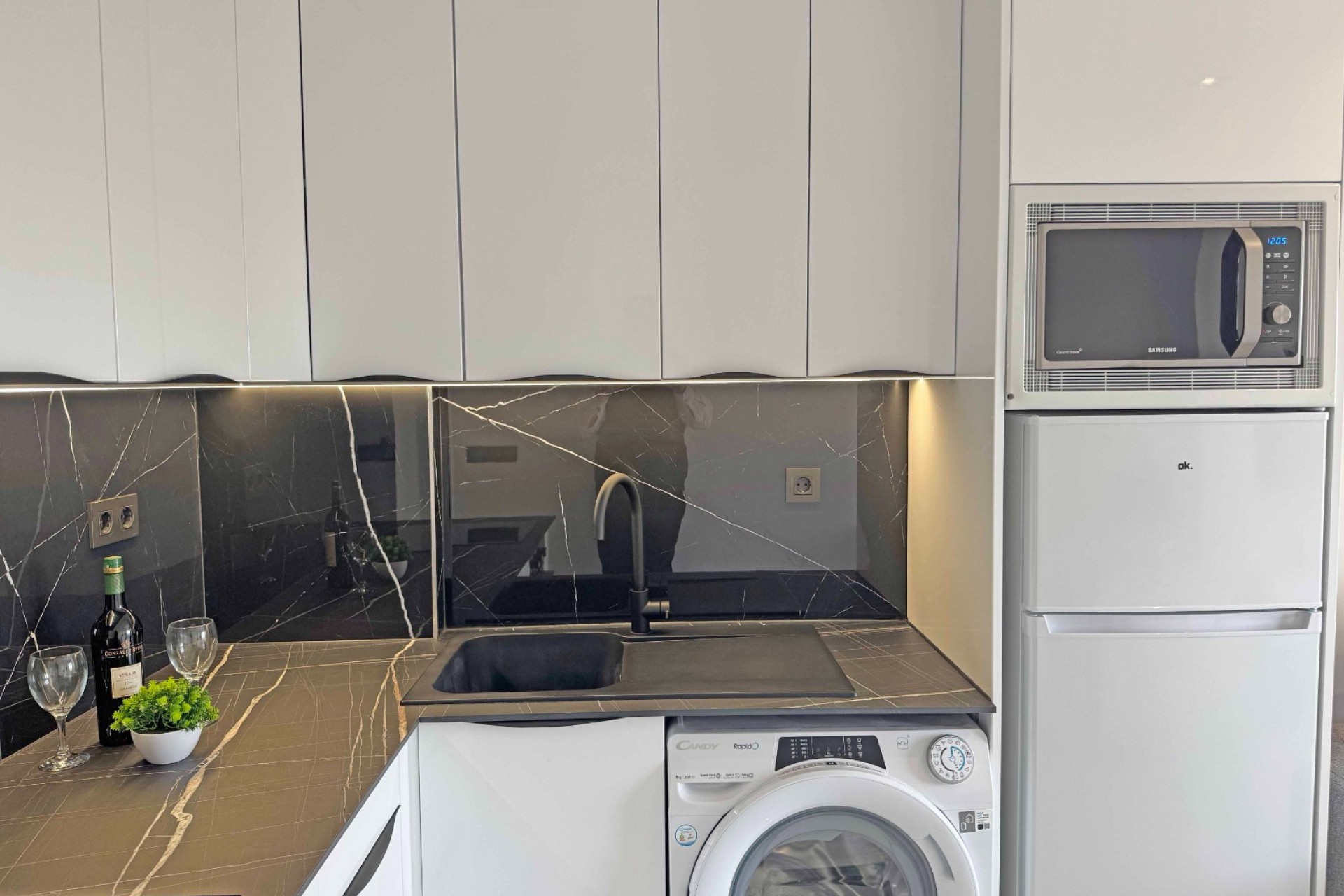 Resale - Apartment - Torrevieja - Torrelamata - La Mata