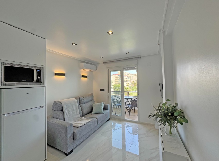 Resale - Apartment - Torrevieja - Torrelamata - La Mata