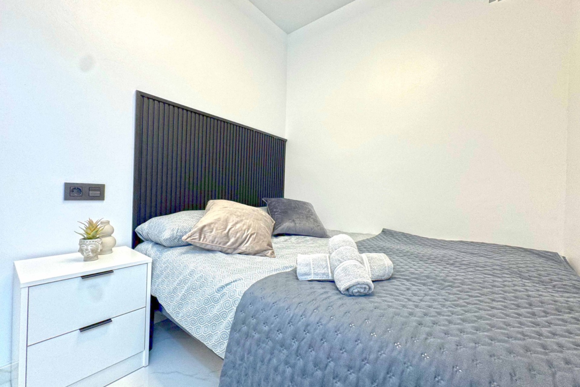 Resale - Apartment - Torrevieja - Torrelamata - La Mata