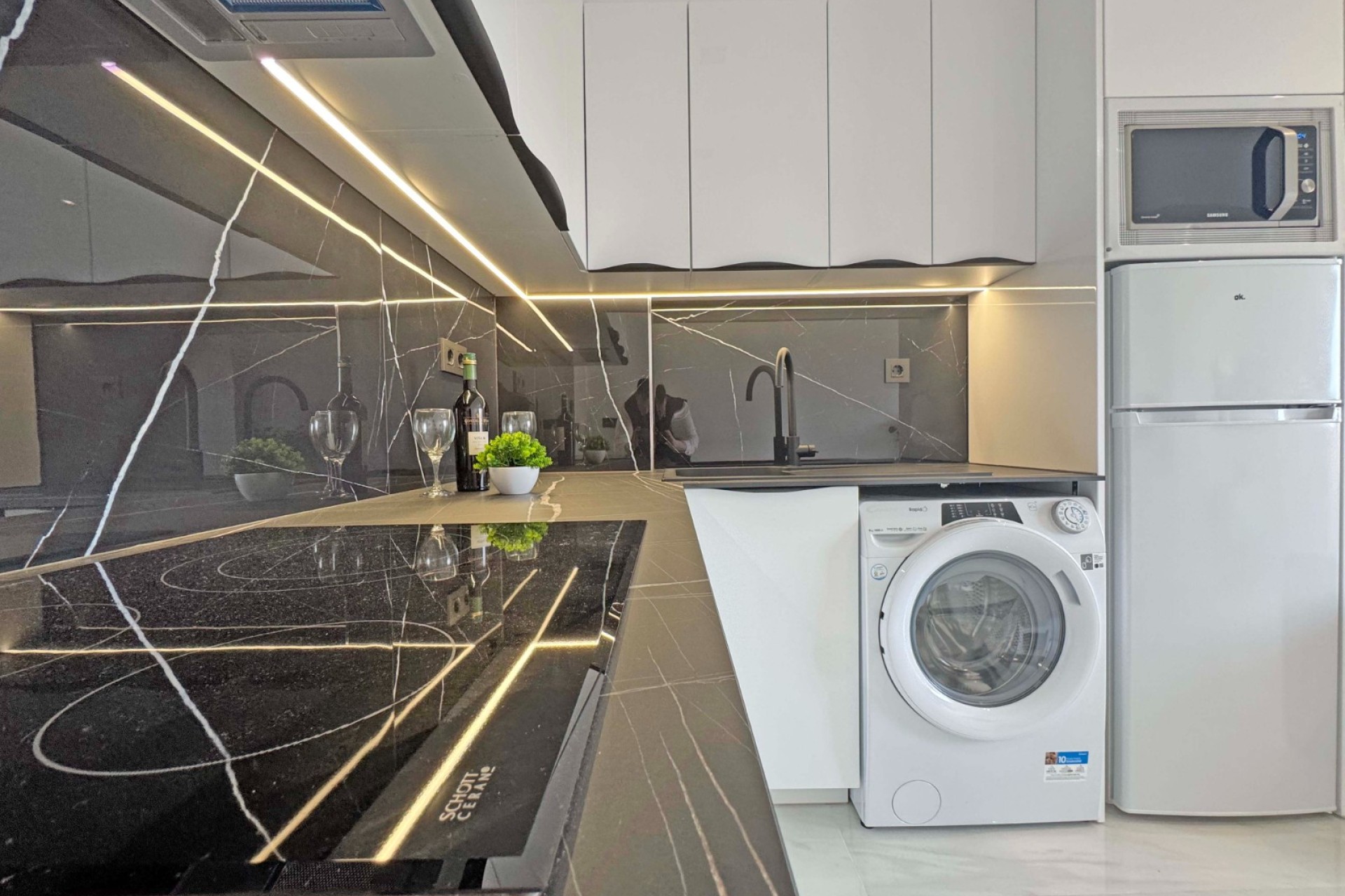 Resale - Apartment - Torrevieja - Torrelamata - La Mata
