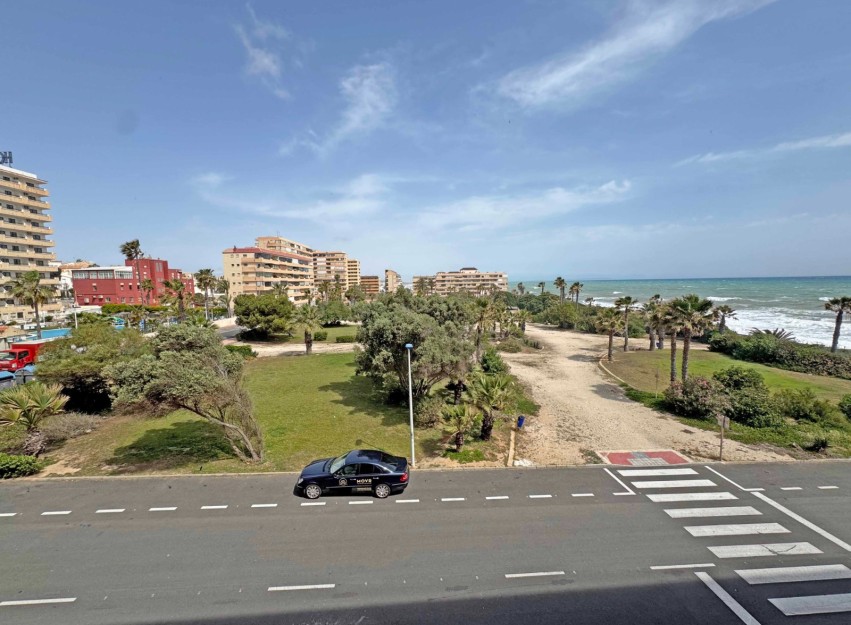 Resale - Apartment - Torrevieja - Torrelamata - La Mata