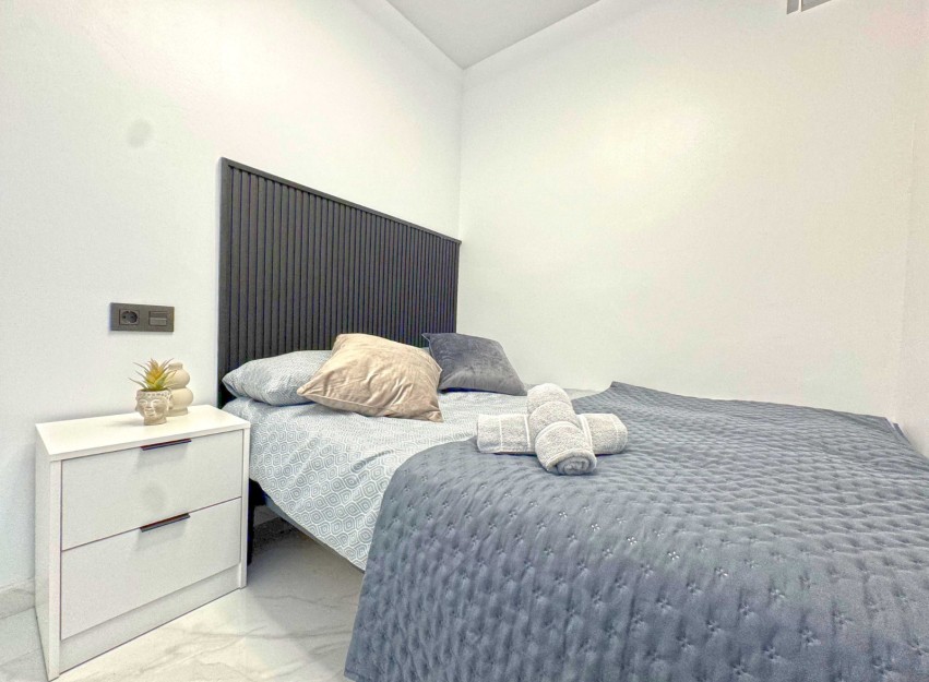Resale - Apartment - Torrevieja - Torrelamata - La Mata