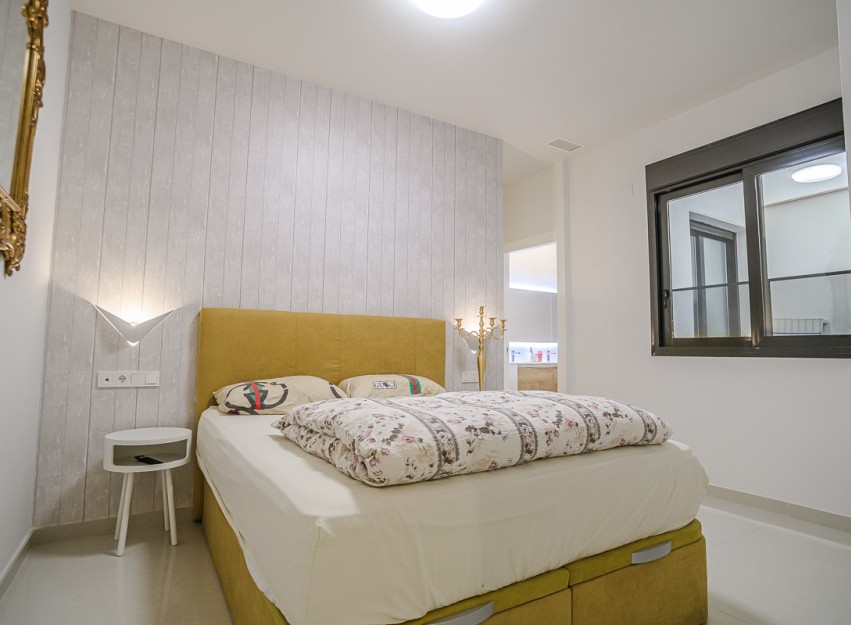 Resale - Apartment - Torrevieja