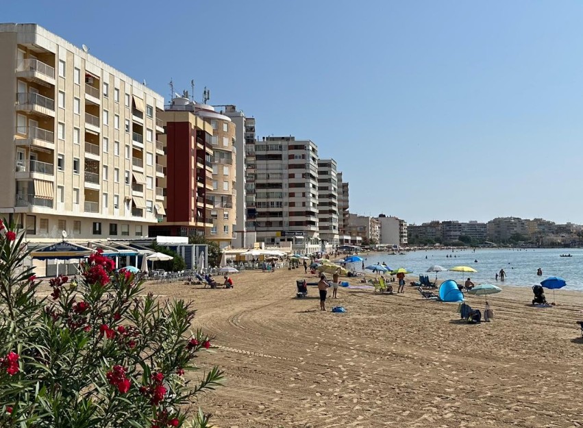 Resale - Apartment - Torrevieja