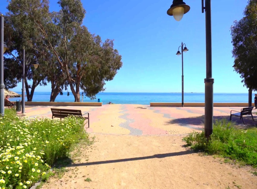 Resale - Apartment - Villajoyosa