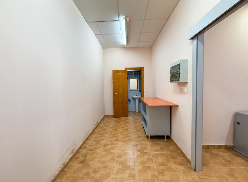 Resale - Commercial - Aguilas - Paseo Parra