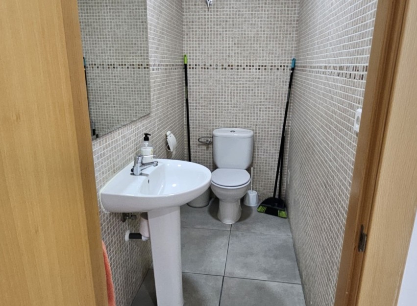 Resale - Commercial - Benidorm - Colonia Madrid / Foietes