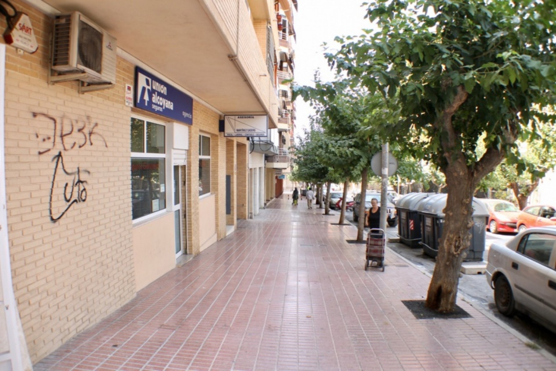 Resale - Commercial - Benidorm - Colonia Madrid
