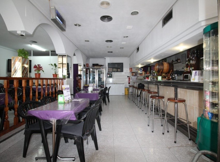 Resale - Commercial - Benidorm - Colonia Madrid