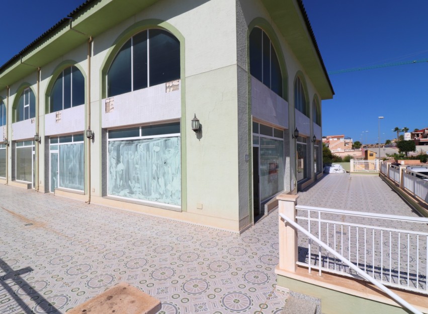 Resale - Commercial - Benimar