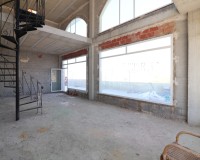 Resale - Commercial - Benimar