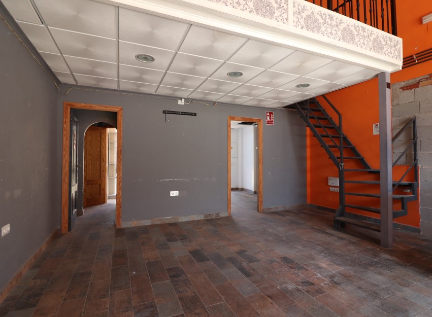 Resale - Commercial (Freehold) - Algorfa - La finca Golf