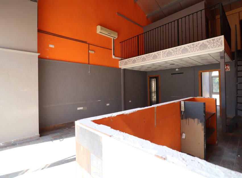 Resale - Commercial (Freehold) - Algorfa - La finca Golf