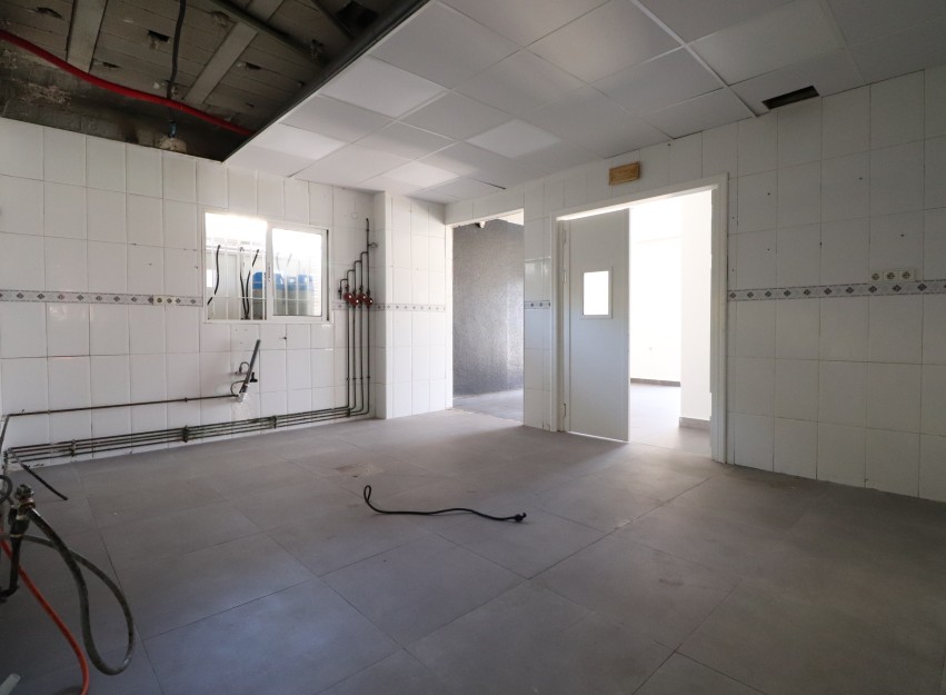 Resale - Commercial (Freehold) - Ciudad Quesada - La Marquesa Golf