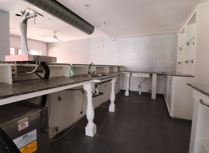 Resale - Commercial (Freehold) - Ciudad Quesada - La Marquesa Golf