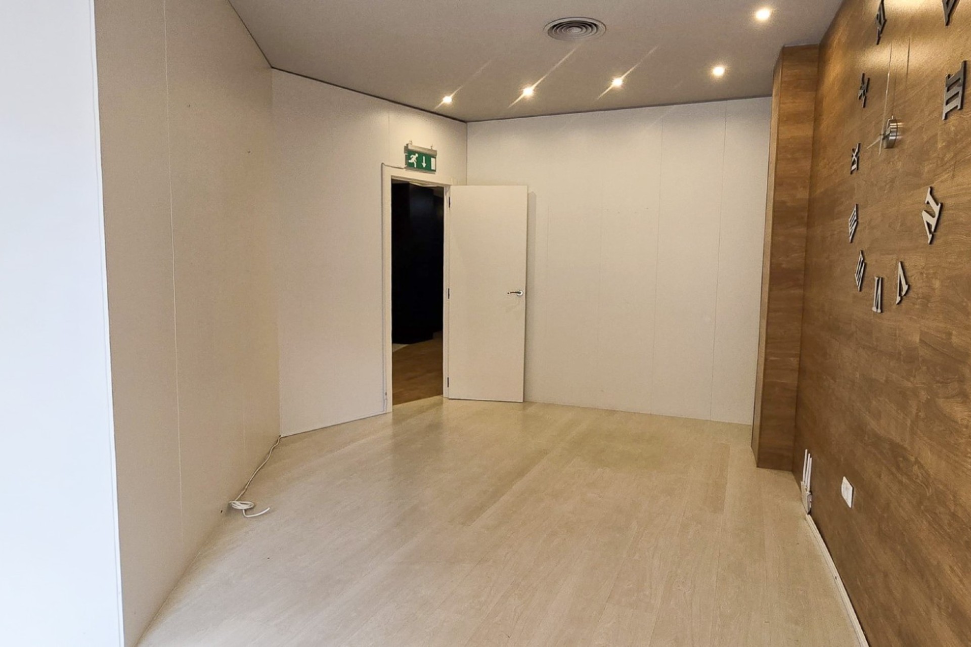 Resale - Commercial - Guardamar del Segura - Center