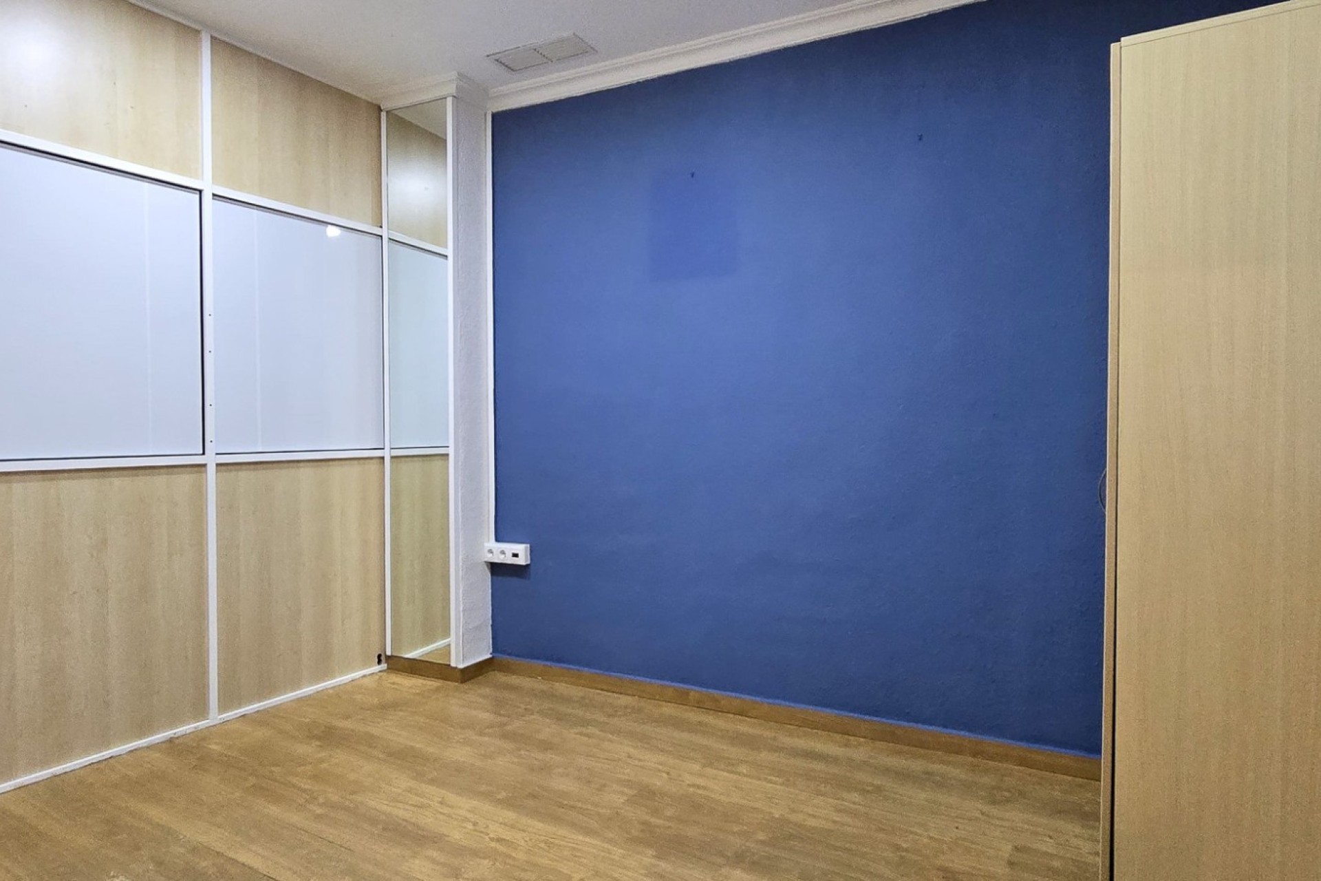 Resale - Commercial - Guardamar del Segura - Center