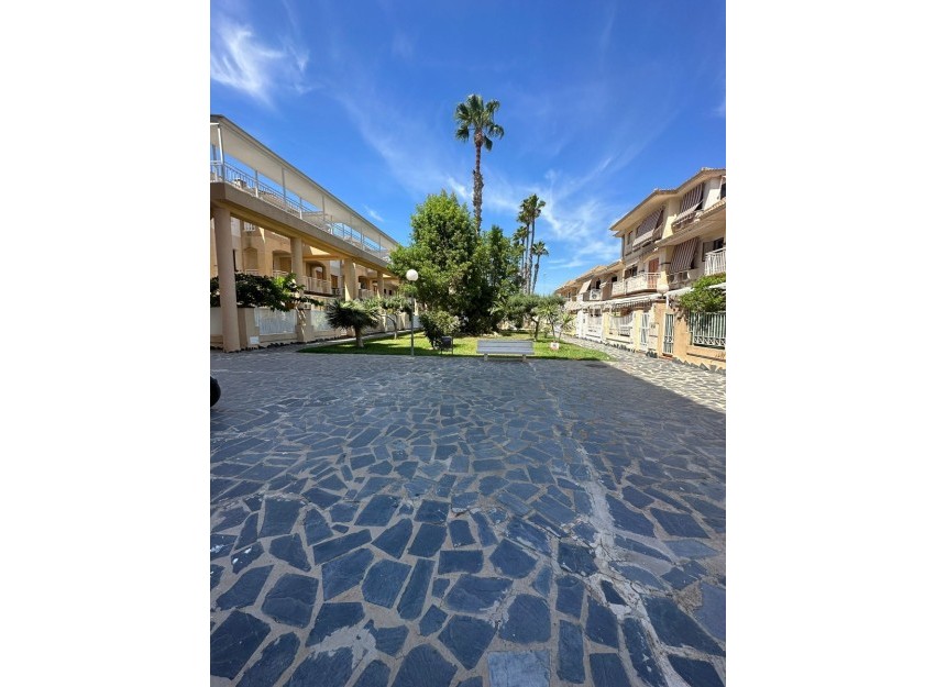 Resale - Commercial - Santa Pola - Playa Lisa