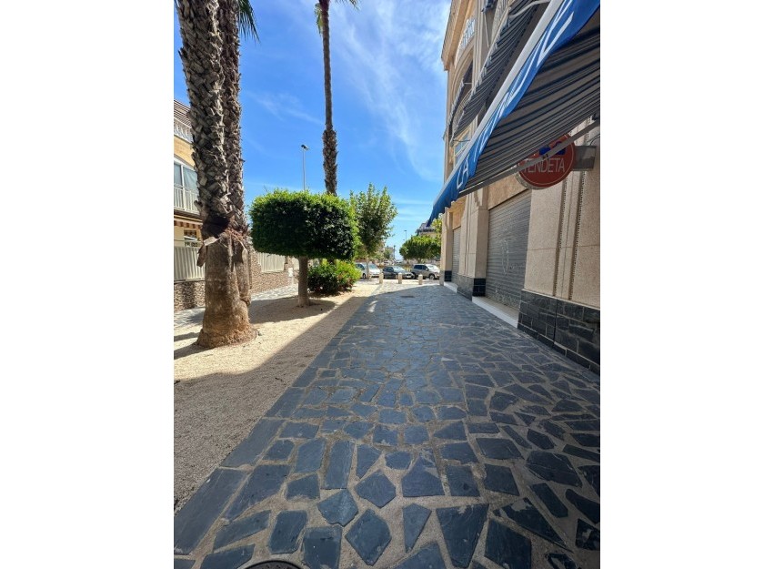 Resale - Commercial - Santa Pola - Playa Lisa