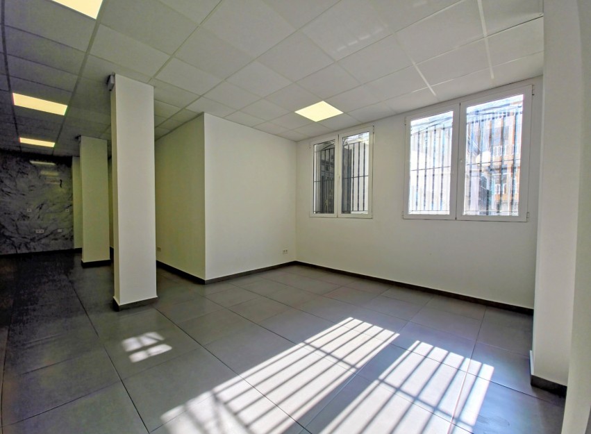 Resale - Commercial - Torrevieja - Center