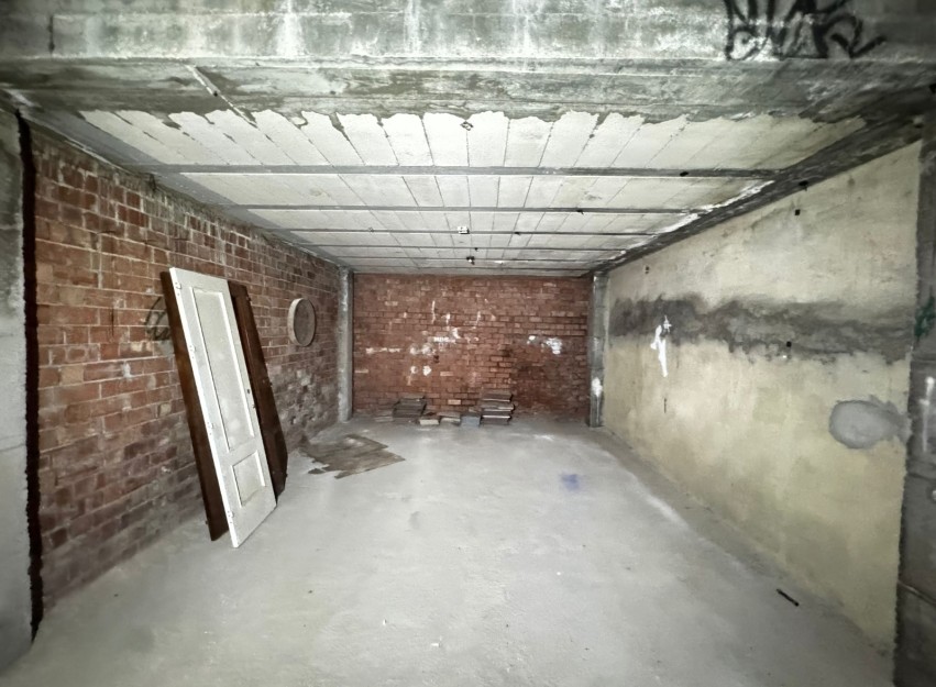 Resale - Commercial - Torrevieja - Playa de los Locos