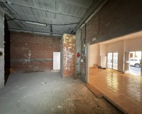 Resale - Commercial - Torrevieja - Playa Los Locos