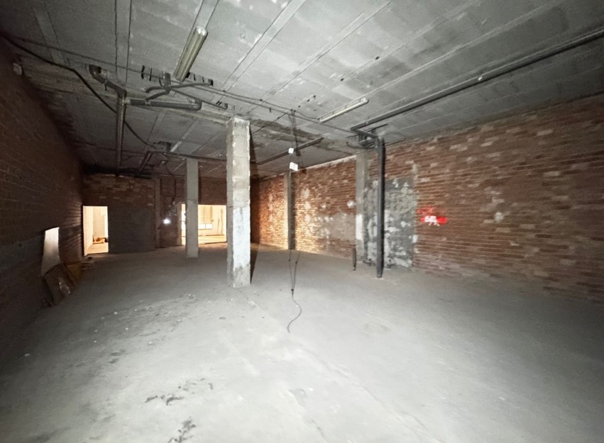 Resale - Commercial - Torrevieja - Playa Los Locos