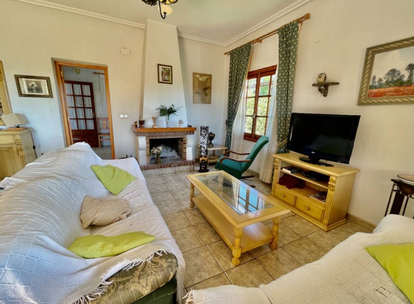 Resale - Country House - Daya Vieja