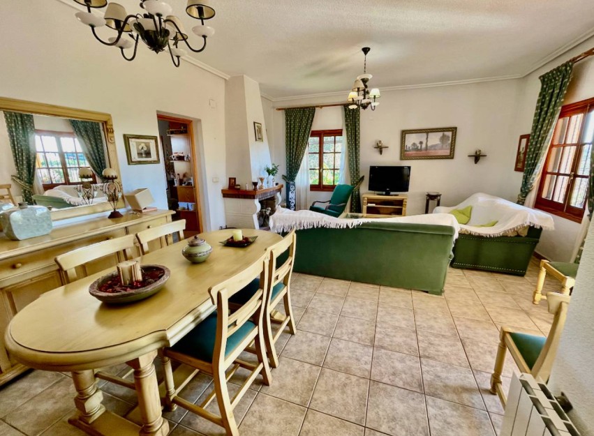 Resale - Country House - Daya Vieja