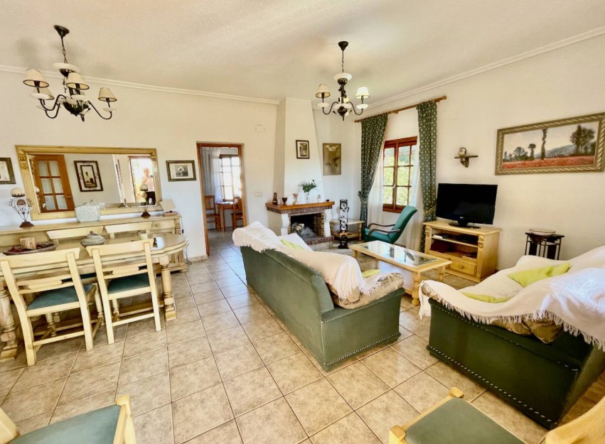 Resale - Country House - Daya Vieja