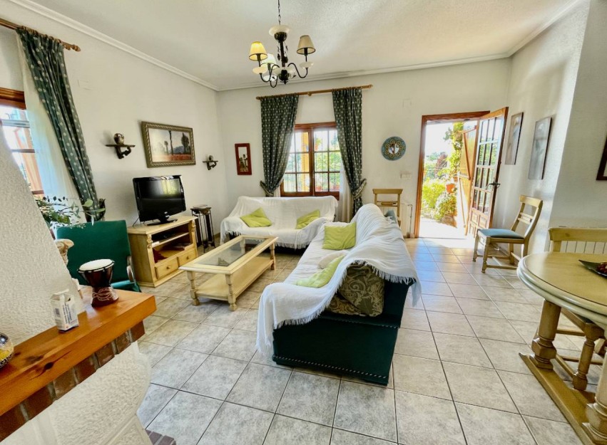 Resale - Country House - Daya Vieja