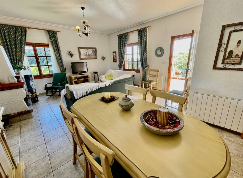 Resale - Country House - Daya Vieja