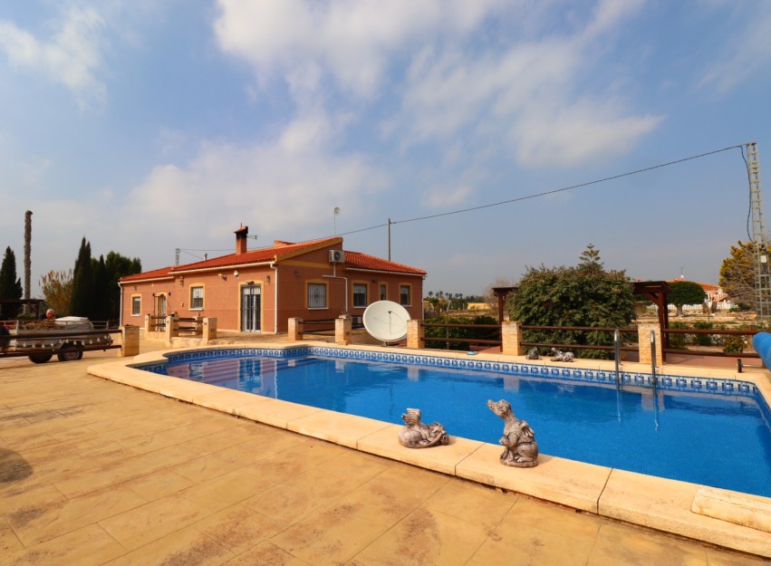 Resale - Country House - Daya Vieja