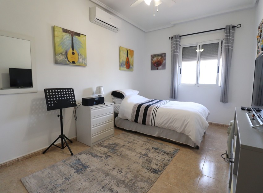 Resale - Country House - Daya Vieja