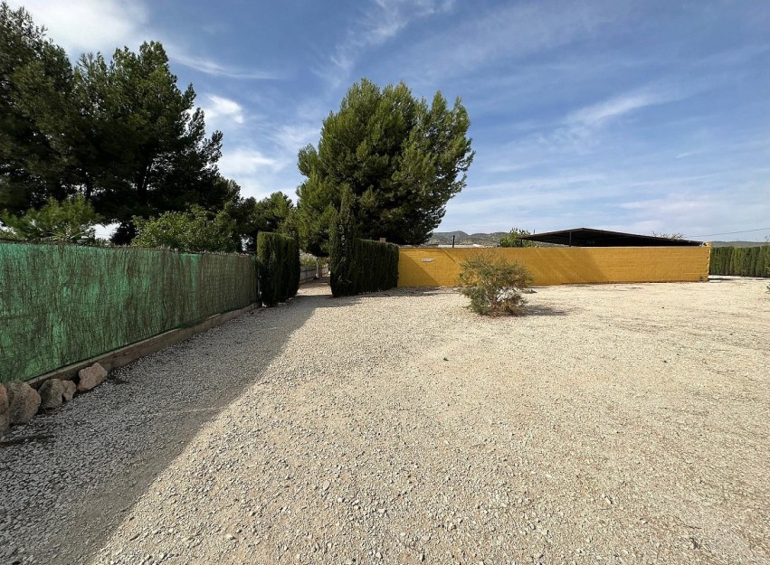 Resale - Country House - Pinoso