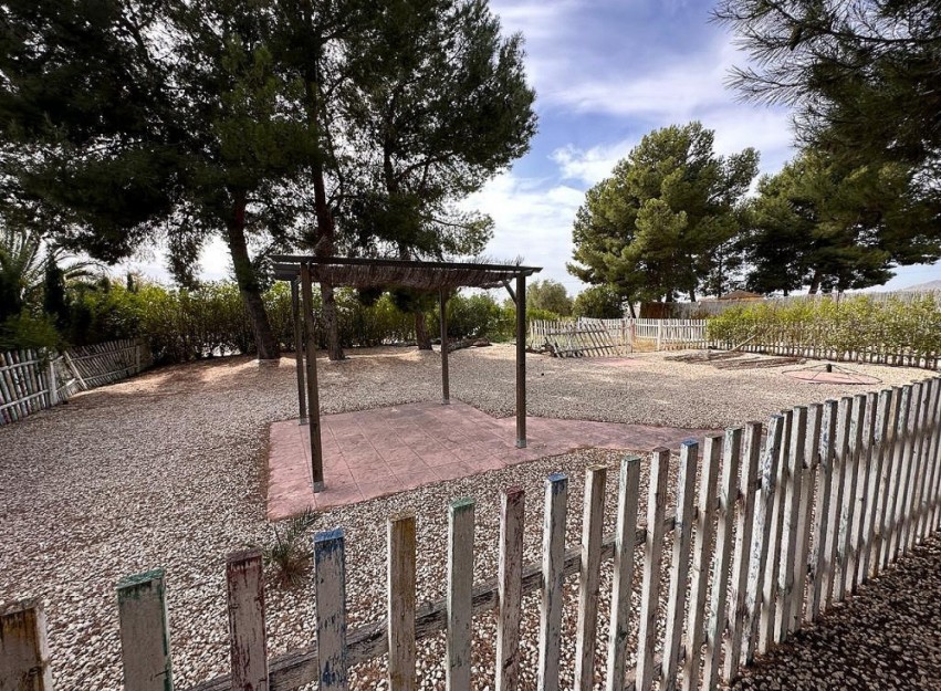 Resale - Country House - Pinoso