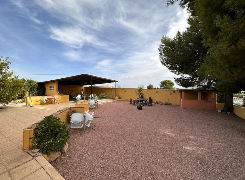 Resale - Country House - Pinoso