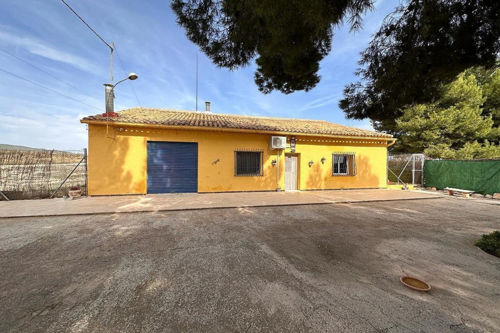 Resale - Country House - Pinoso