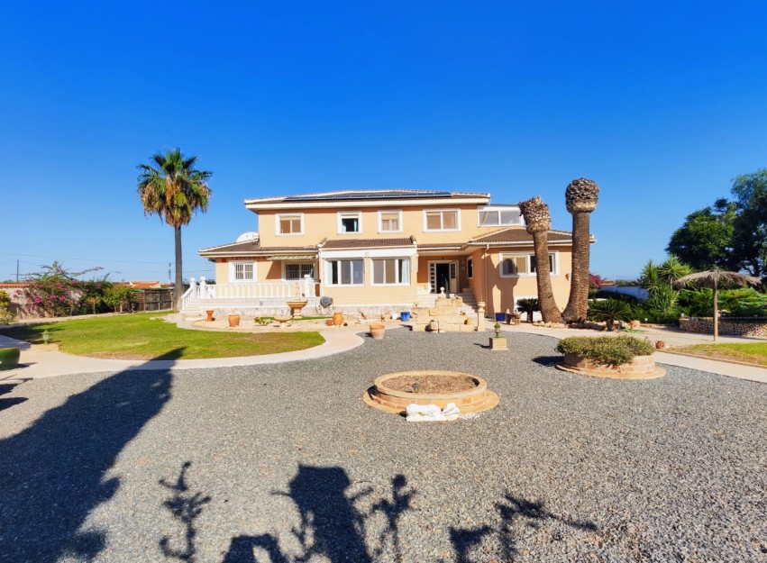 Resale - Country House - San Miguel de Salinas