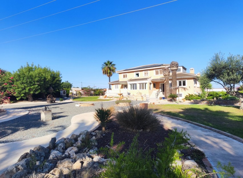 Resale - Country House - San Miguel de Salinas