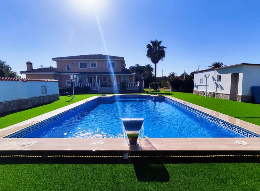 Resale - Country House - San Miguel de Salinas
