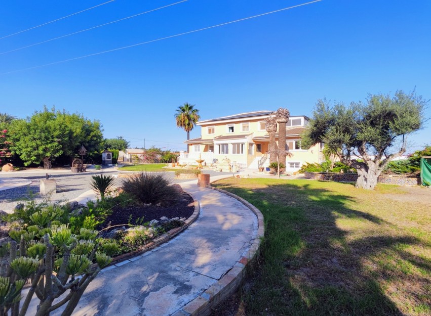 Resale - Country House - San Miguel de Salinas